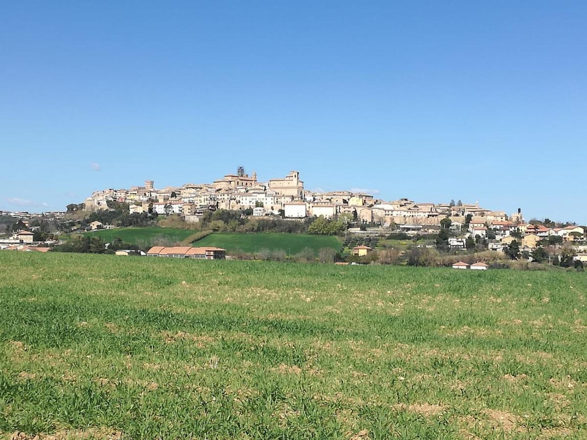 B&B Porta Girone Civitanova Alta Eksteriør bilde
